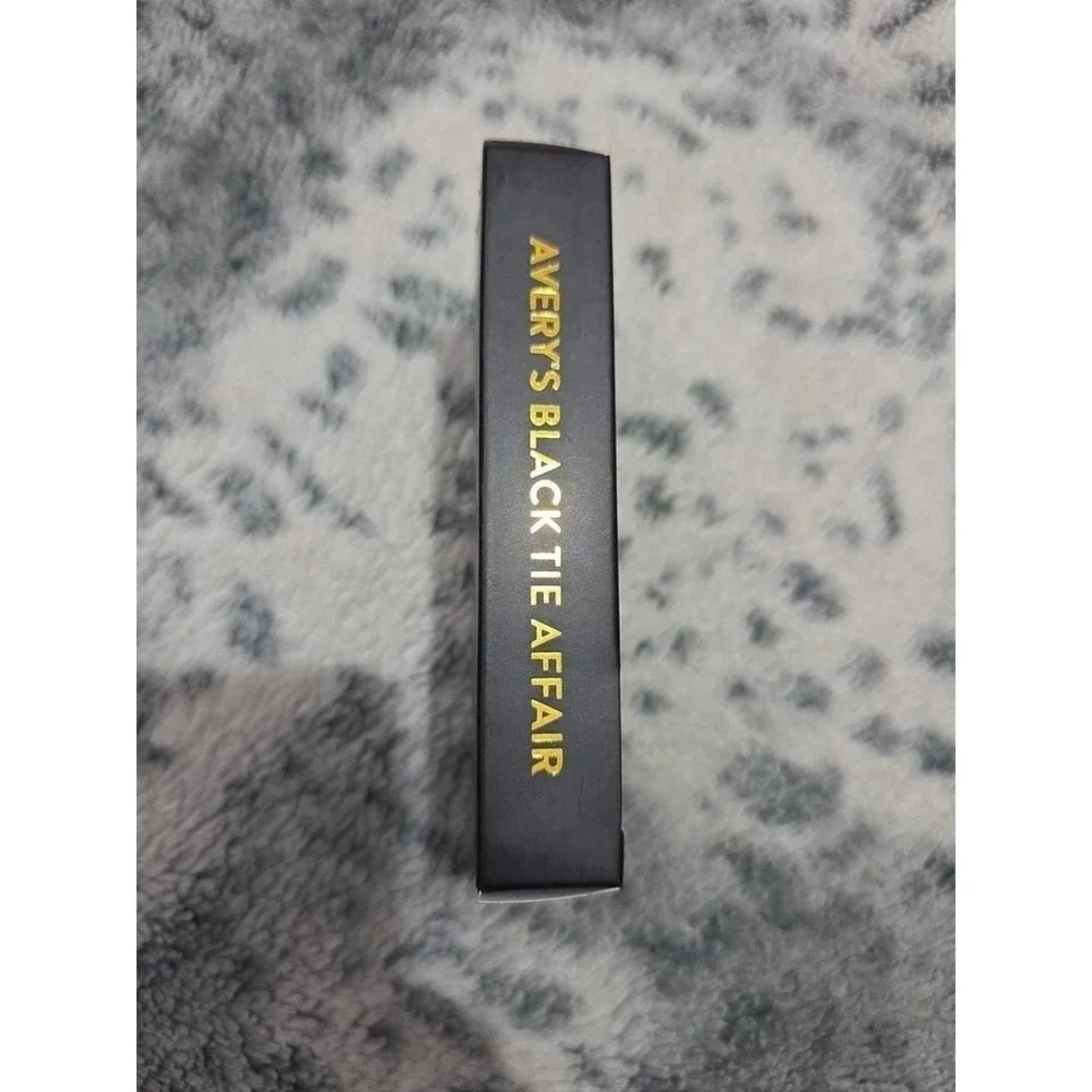 Red Aspen Nail Dashes: Avery's Black Tie Affair *New*